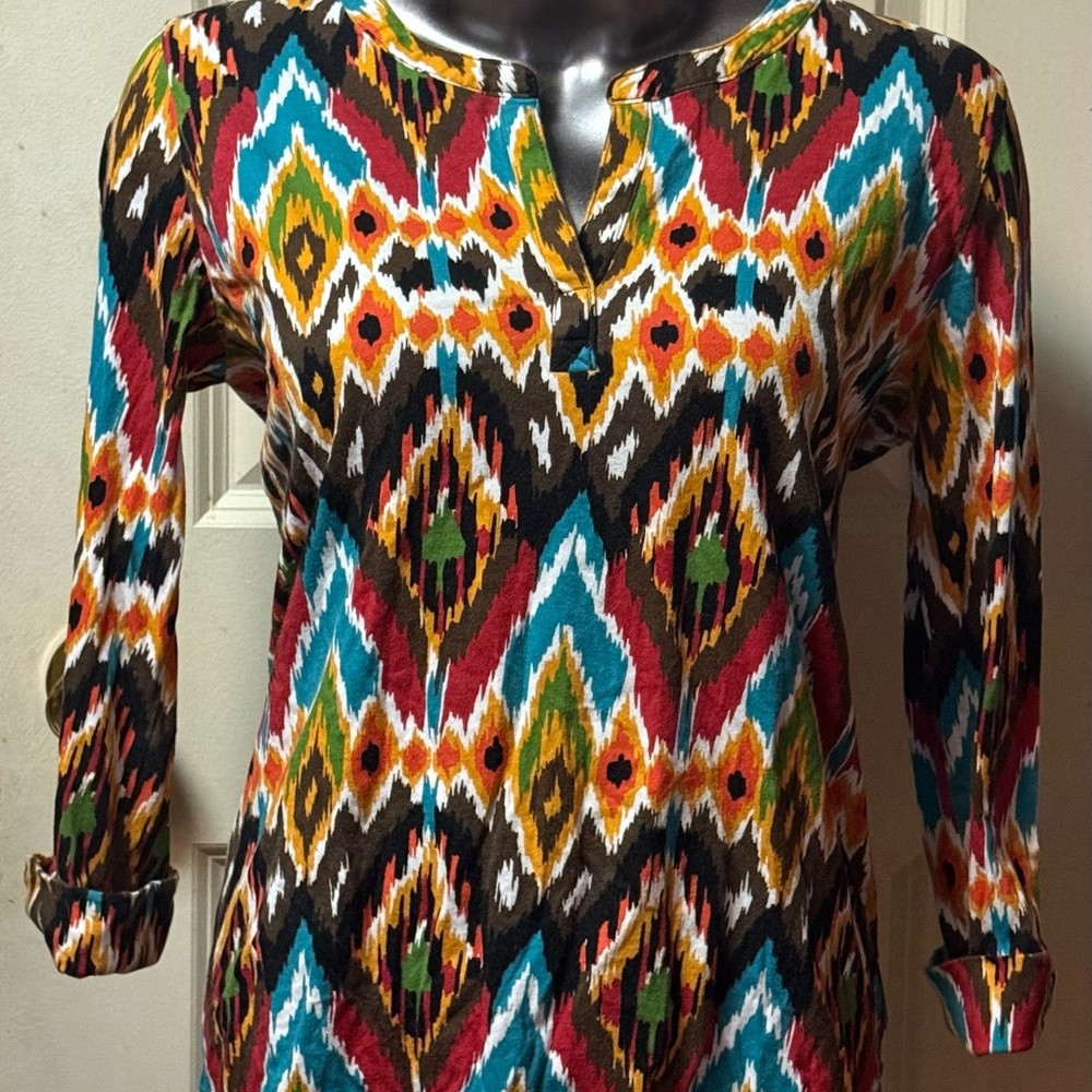 Jones New York ~ Women’s ~ Top ~ Large ~ Blouse ~ Aztec Print ~ Long Sleeve